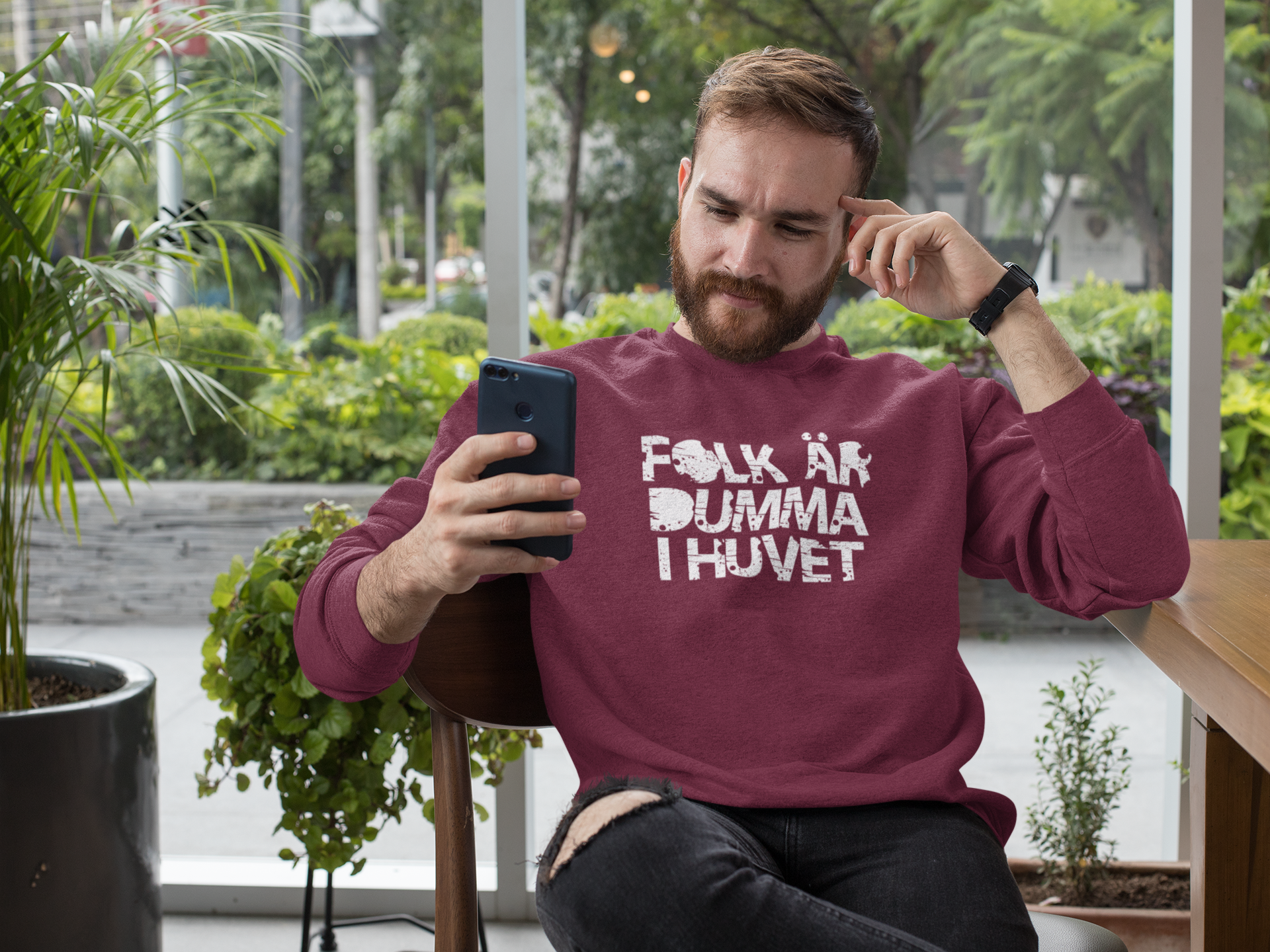 Folk Är Dumma I Huvet Sweatshirt, Unisex Sweatshirt med text
