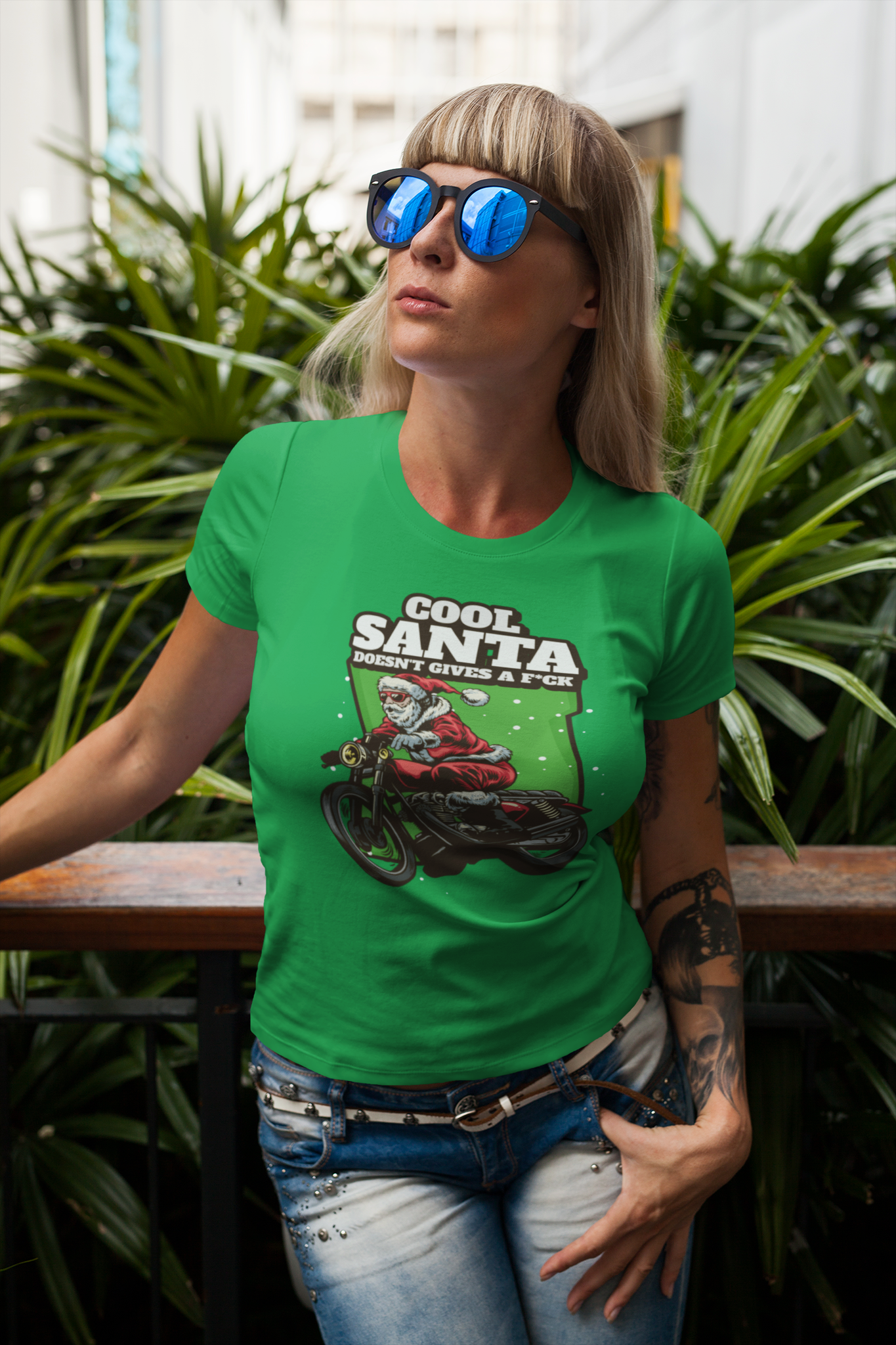 T-Shirt Jul Dam, Sveriges coolaste Jul Tshirts för dam. Flertalet färger