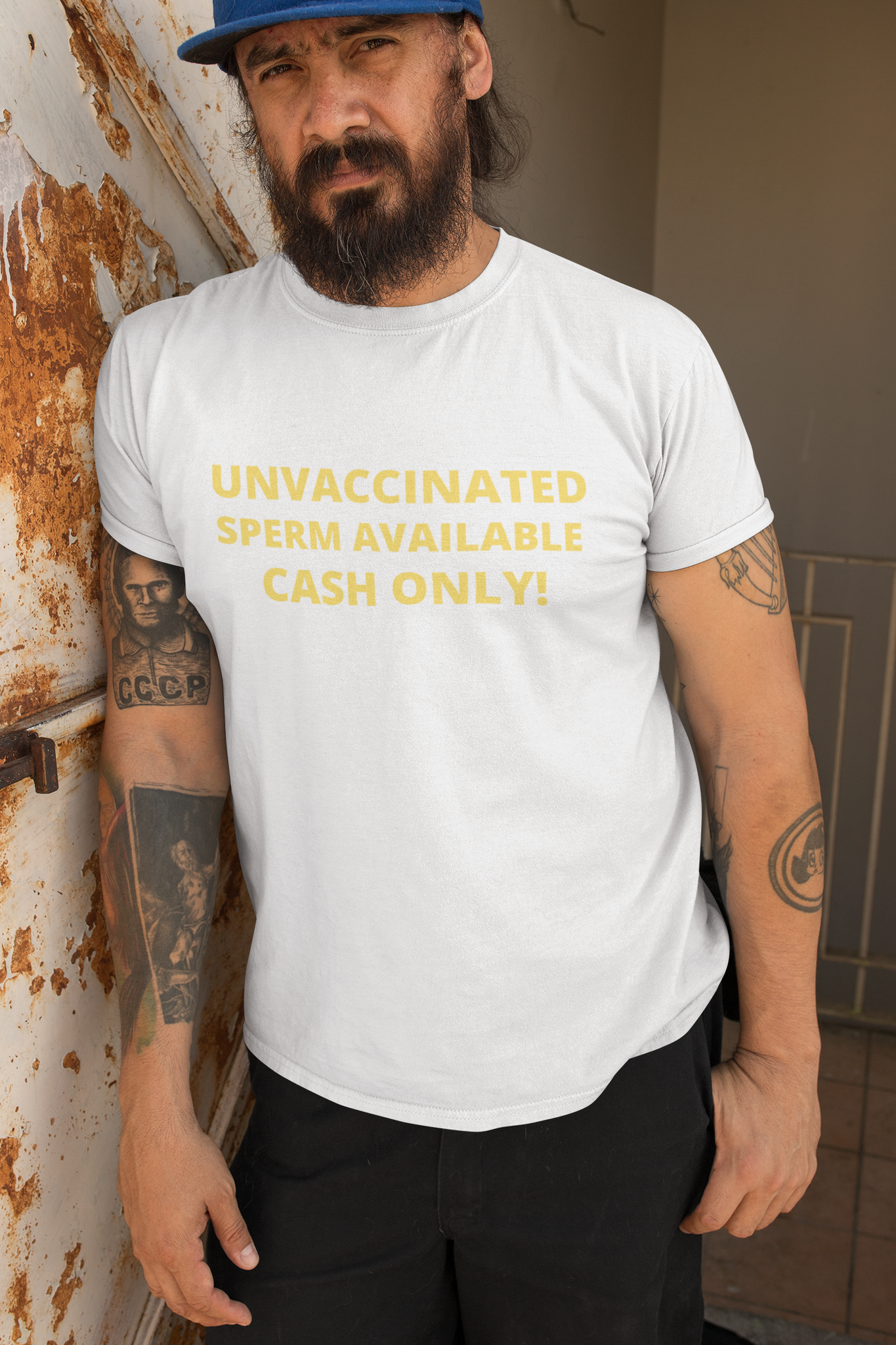 Herr Tshirt med tryck Unvaccinated sperm available, Cash Only. Flertalet färger. Storlekar upp till 5xl.  T-Shirt med tryck Från Statements Clothing