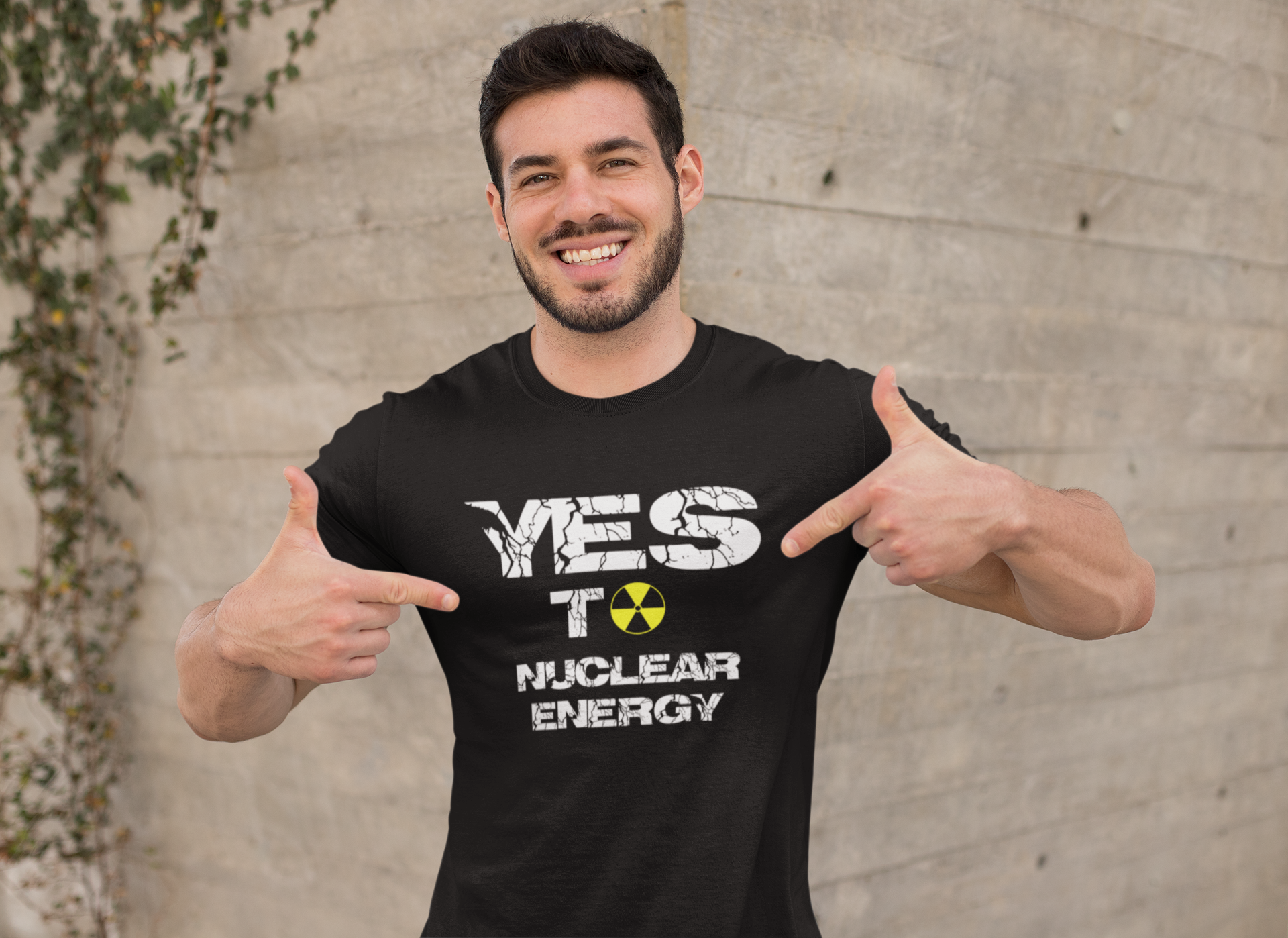 T-Shirt Ja till Kärnkraft, Yes to Nuclear, Tshirt med cool elektrifierad text