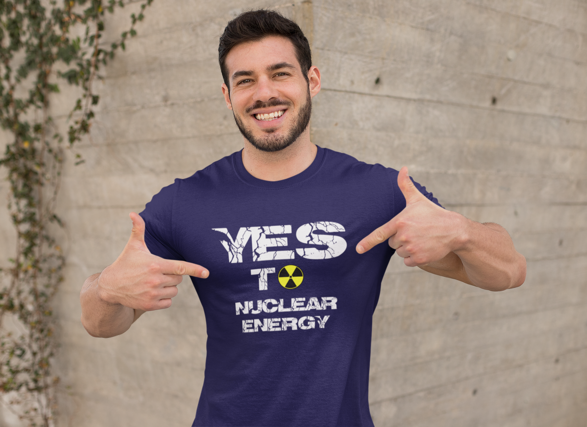 Ja till Kärnkraft, Häftig Tshirt med texten Yes To Nuclear Energy