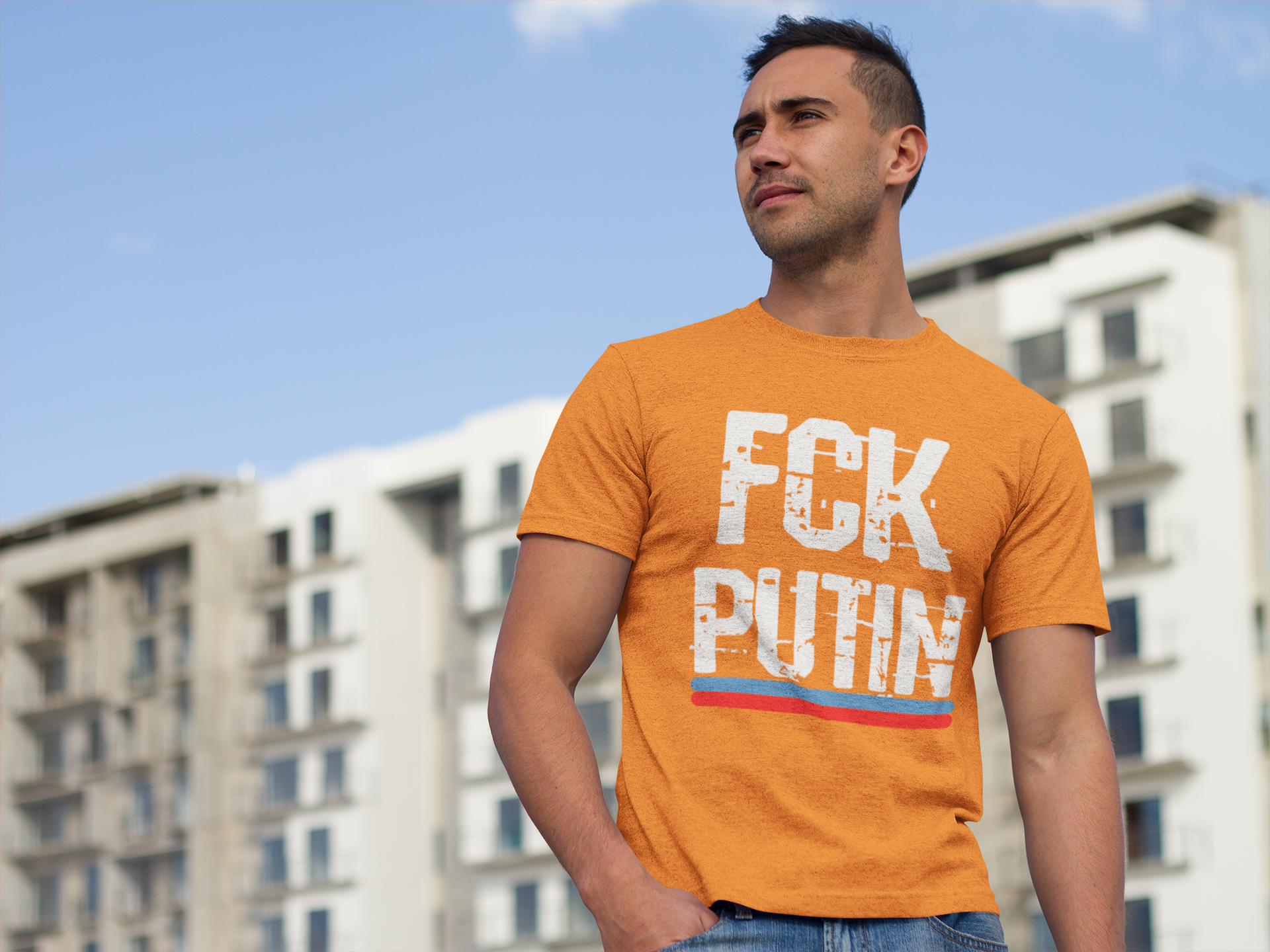 T-Shirt för de som vill att Putin skall dra något gammalt över sig. Text på tröjan är FCK Putin