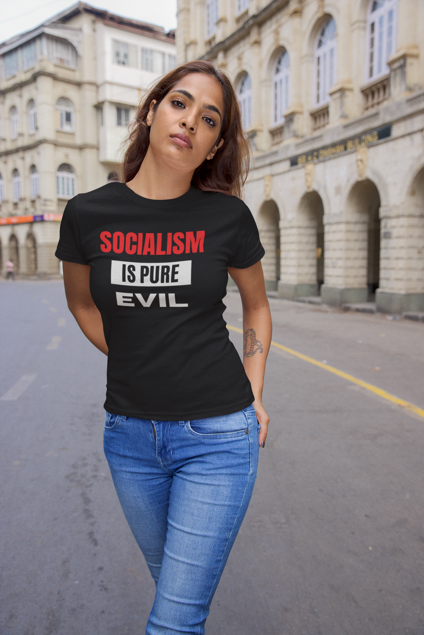 T-Shirt Dam Socialism Is Pure Evil