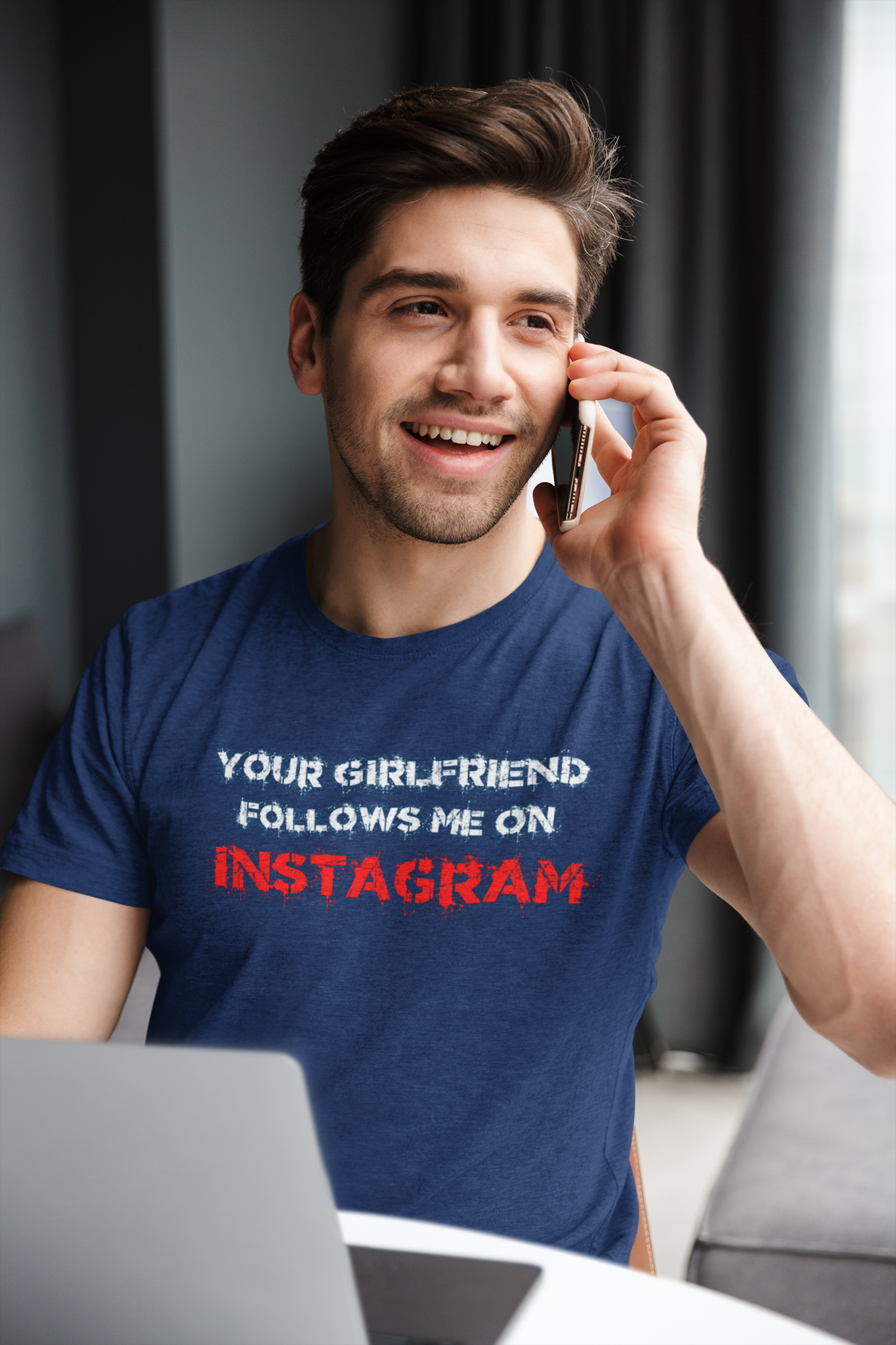 Your Girlfriend Follows Me...  T-Shirt Herr