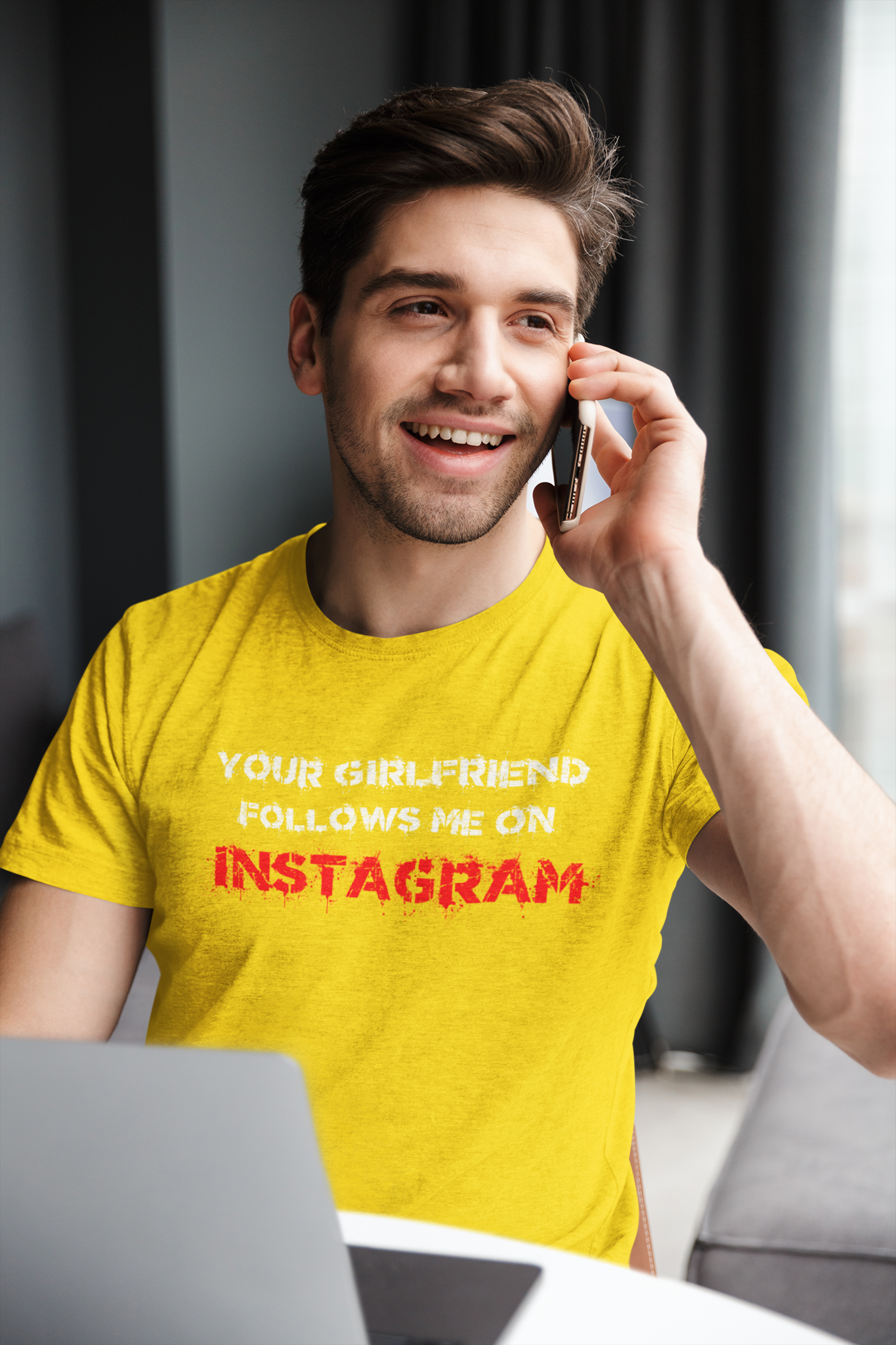 Your Girlfriend Follows Me...  T-Shirt Herr