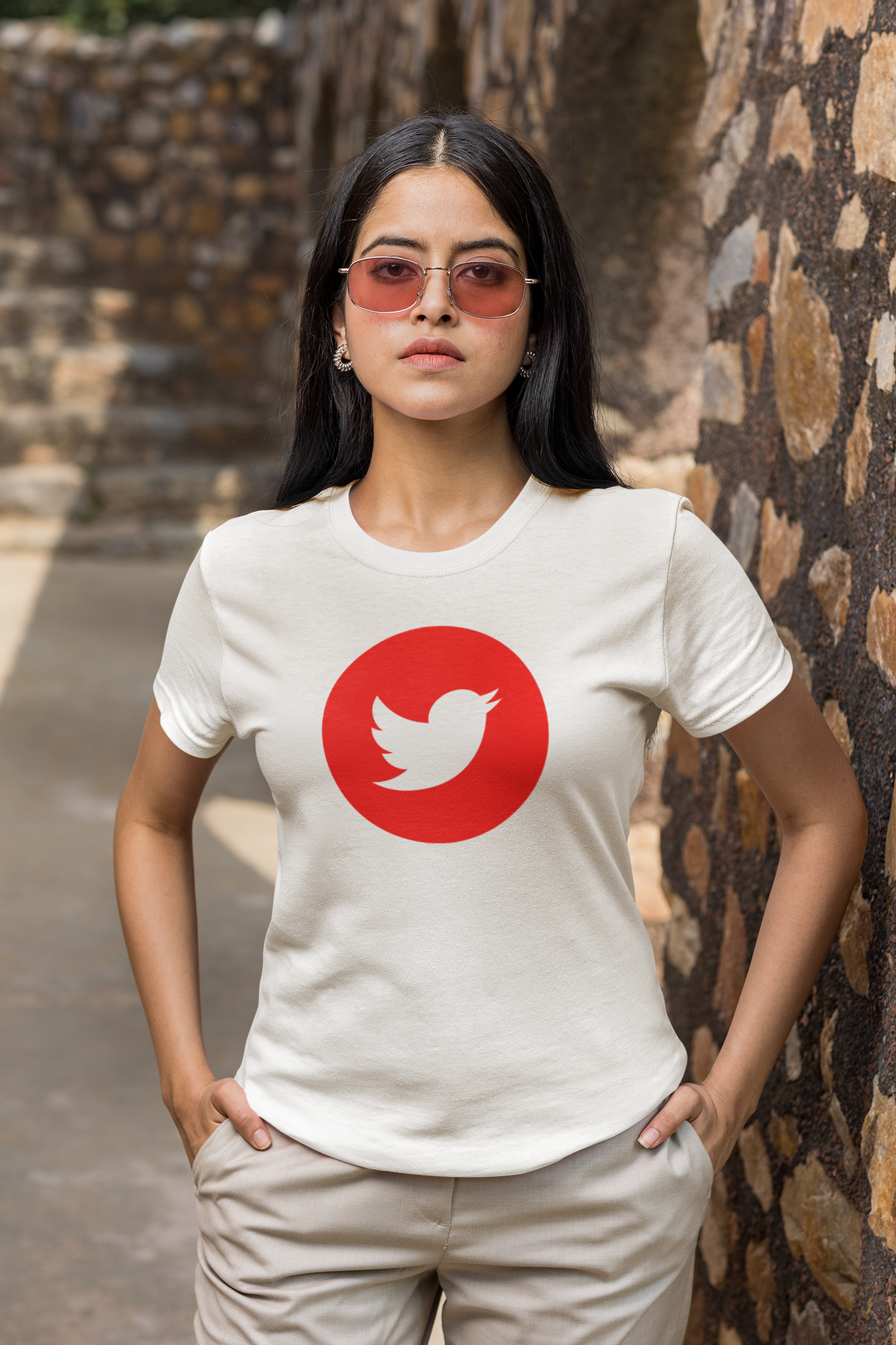 Twitter Red/White T-Shirt Women