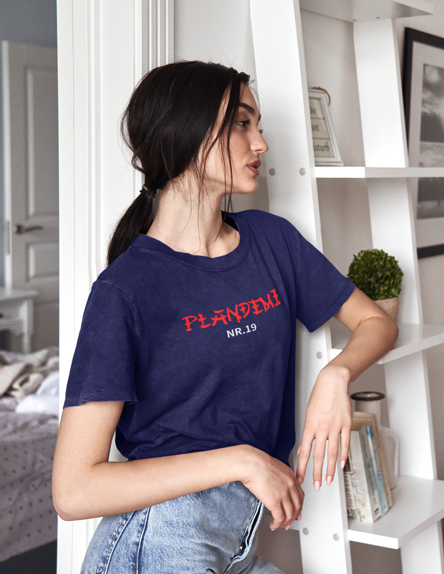 Plandemi Nr.19 T-Shirt  Women