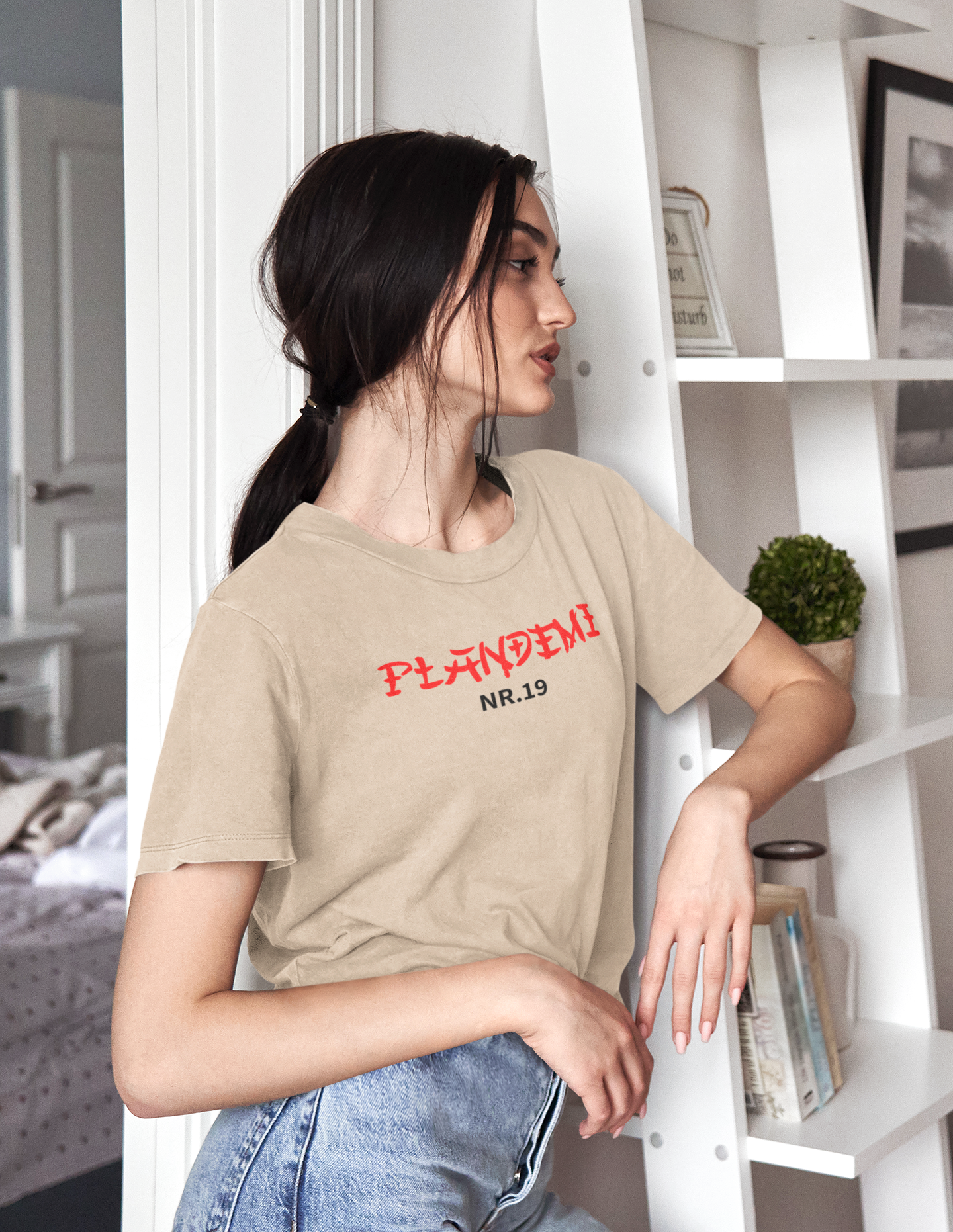 Plandemi Nr.19 T-Shirt  Women