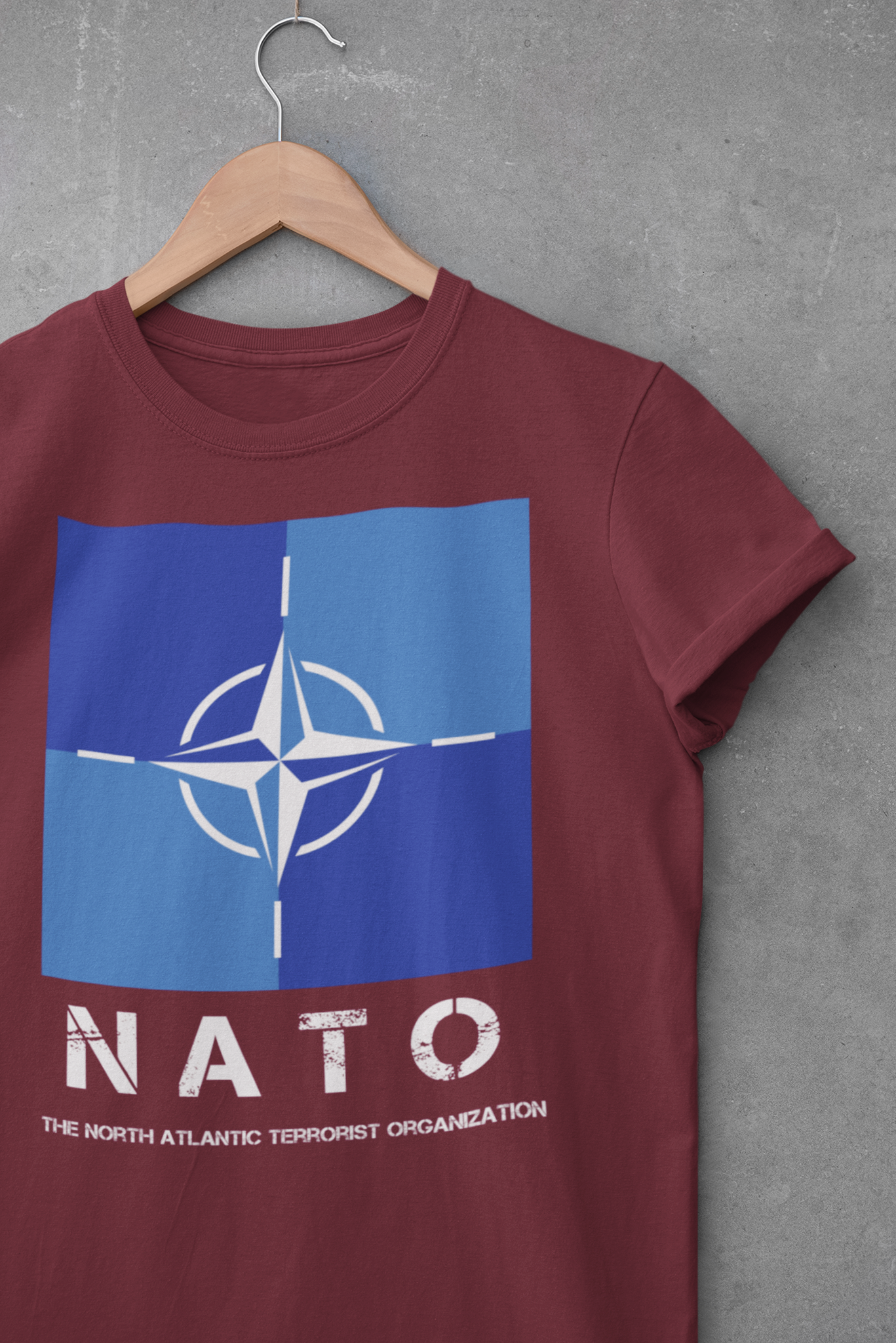 T-shirt för män med budskapet Nej tack till Nato