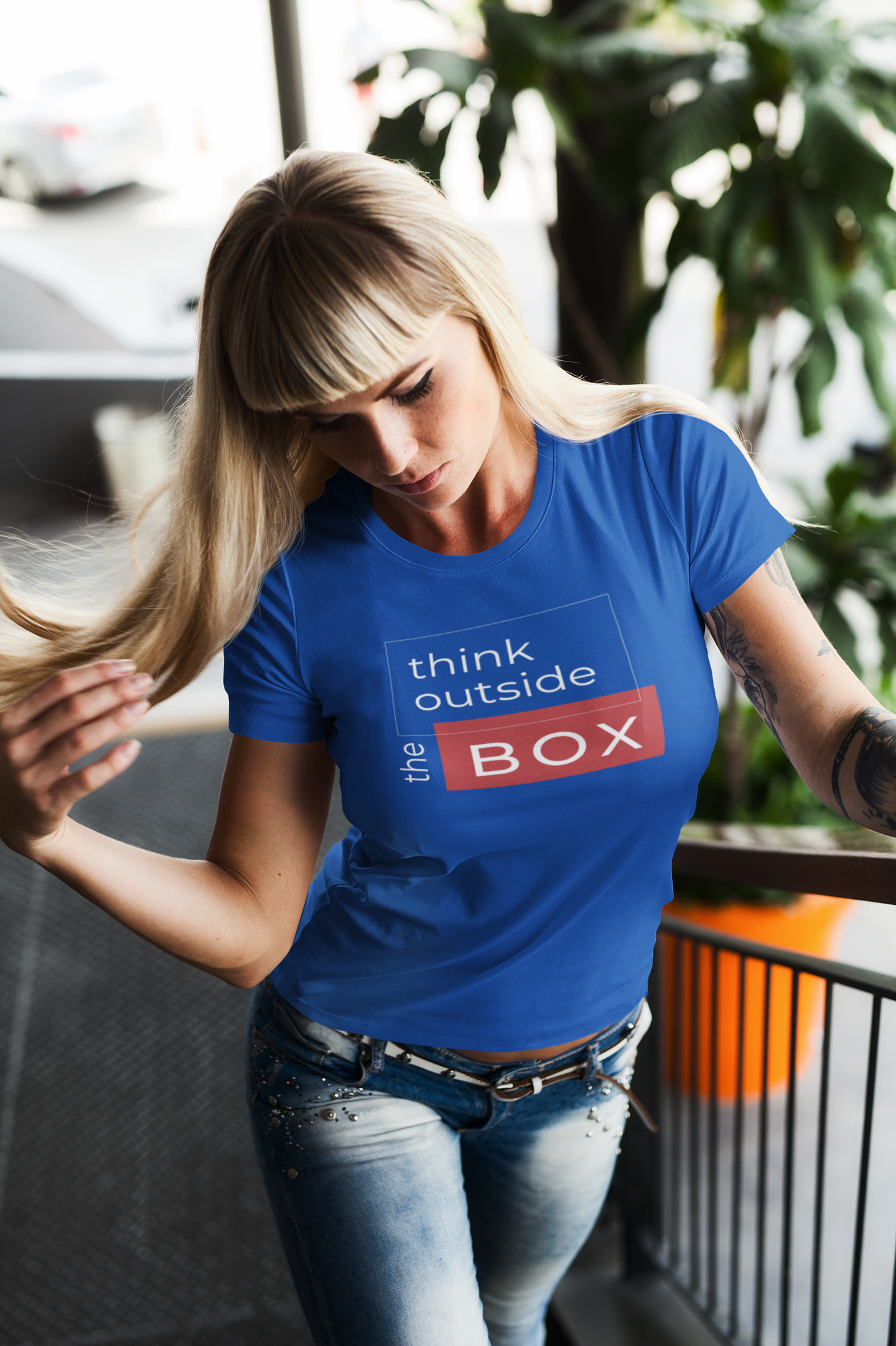 Think Outside The Box T-Shirt  Dam