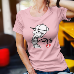 Taking A Piss - TV4 T-Shirt Women