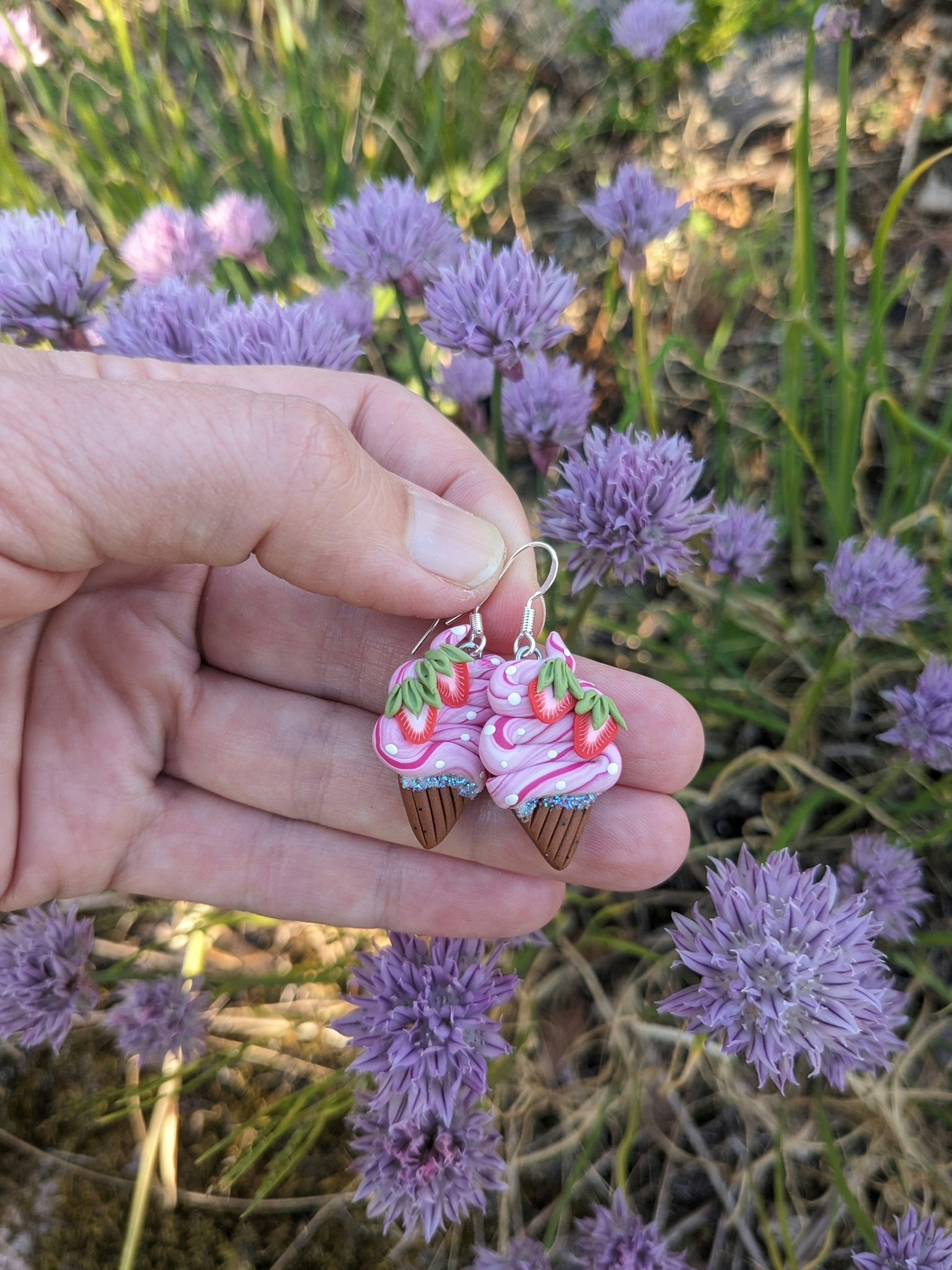 Örhängen: Rosa jordgubbs-glassar