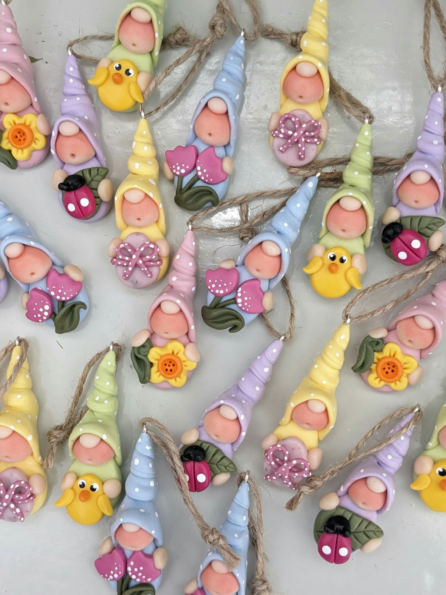 5 st påsknissar med öglor- pastellfärger