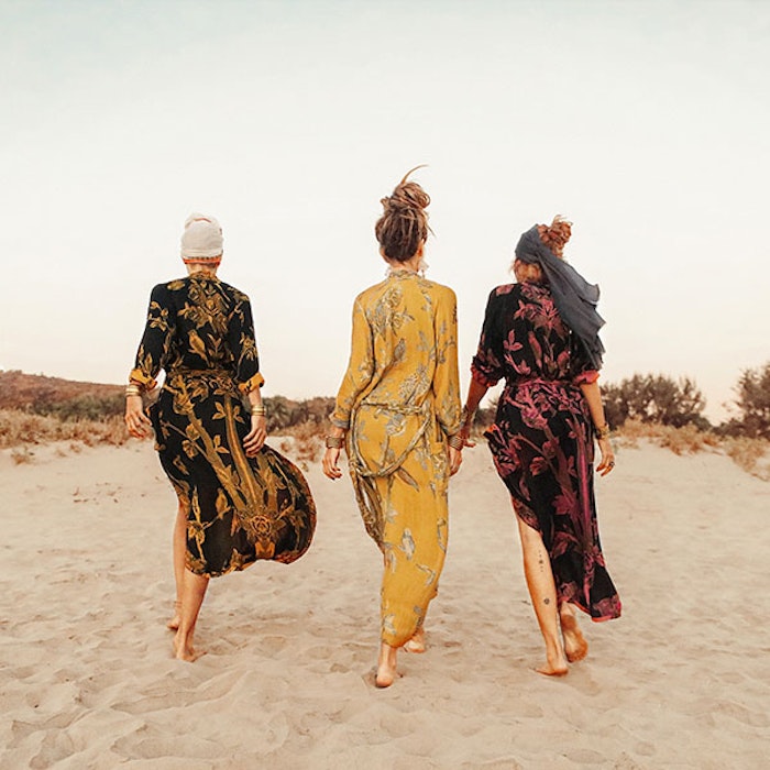 Exklusiv kimono "Zinnia Elegance" - Brahmaki