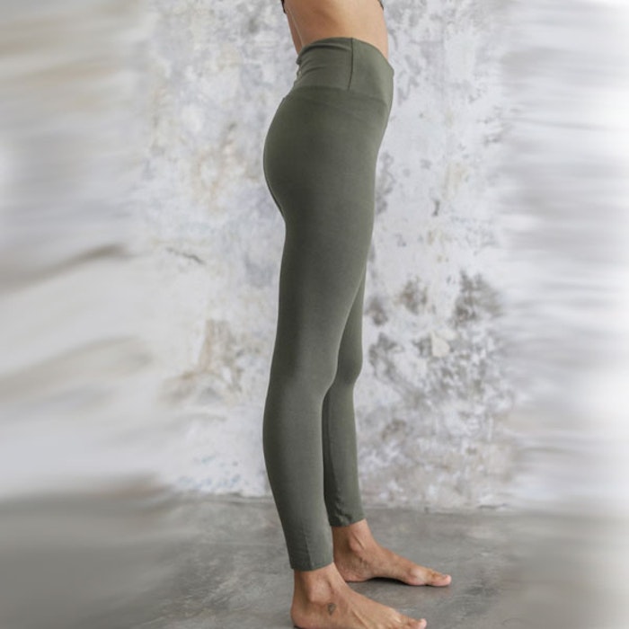 2:A SORTERING Yogabyxor Ananda leggings stl.XS Kale - Indigo Luna