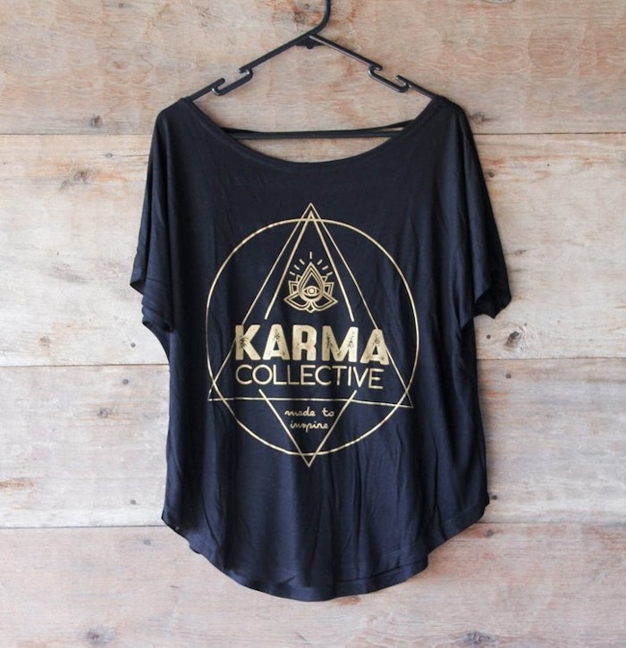 Tröja Karma från Karma Collective - svart