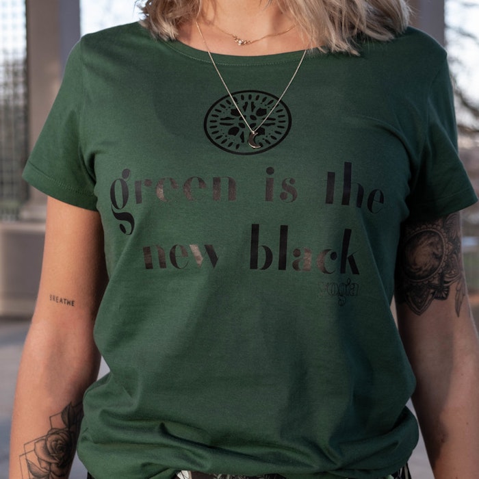 T-shirt "Green is the new black" Grön - Soul Factory