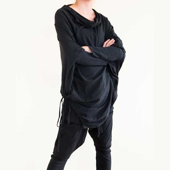 Poncho Black