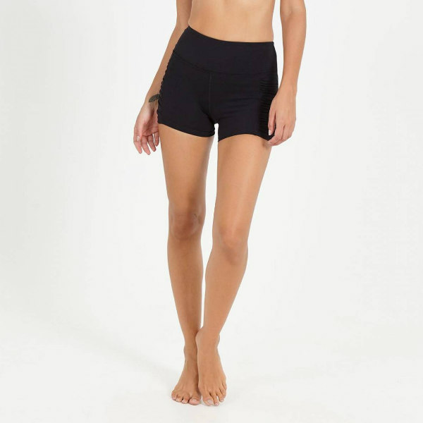 Yogashorts Black Kinetic Side Rouched från Dharma Bums