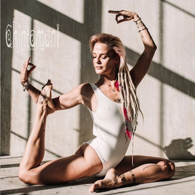 Yoga Bodysuit Atua Tino White - Chintamani Alchemi