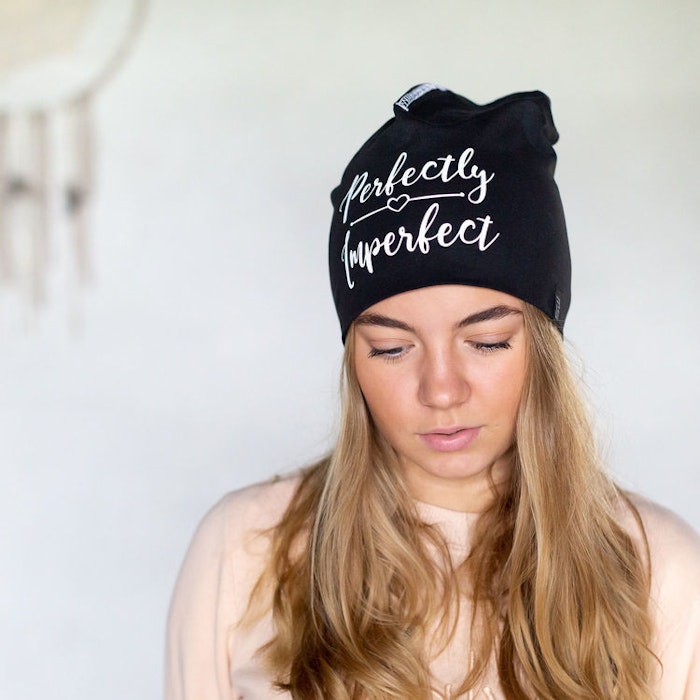 Mössa "Perfectly Imperfect" Svart - Soul Factory