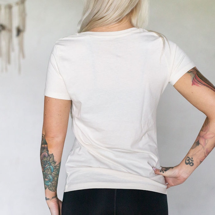 T-shirt Vintage white "Empowered Women Empower Women"  - Soul Factory