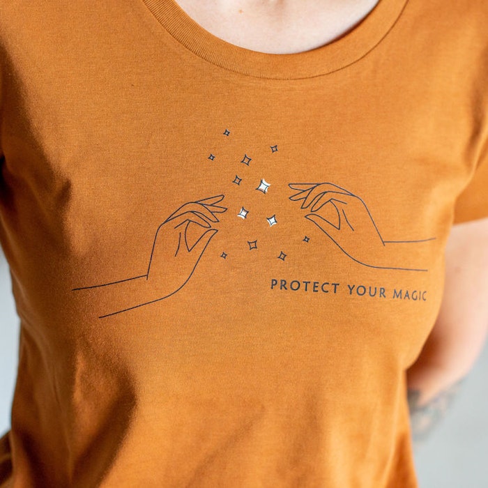 T-shirt "Protect your magic" Rost - Soul Factory
