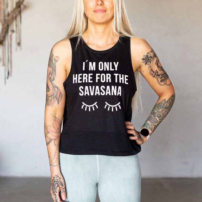Linne Tank Top "I´m only here for the Savasana" Black - Soul Factory