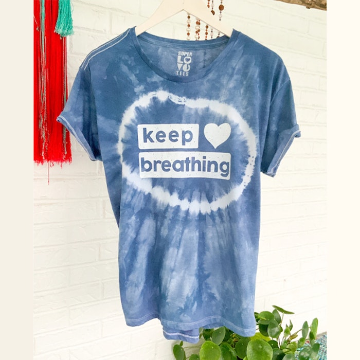 T-shirt "Keep Breathing" - SuperLove Tees