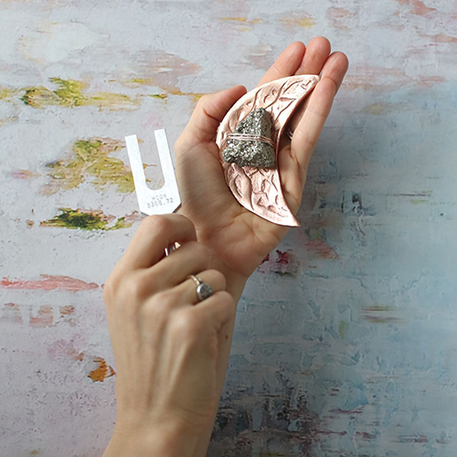 Sound Healing kristall kit Pyrit Måne Rosé- Ariana Ost