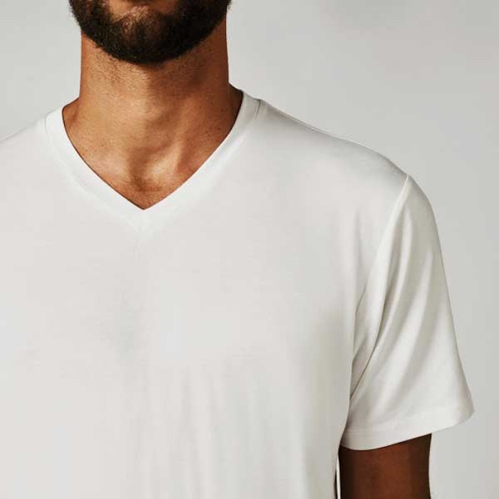 T-shirt Bill v-neck White - Movesgood