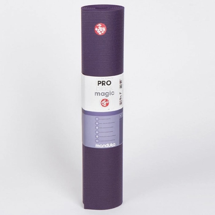 Yogamatta PRO mat Black Magic (lila) 6mm Extra Lång - Manduka