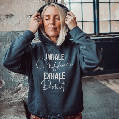 Hoodie "Inhale Confidence Exhale Doubt"  Ink grey - Soul Factory