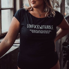 T-shirt Unfuckwithable Svart - Soul Factory