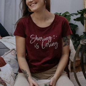 T-shirt "Sharing is Caring" Burgundy - Soul Factory