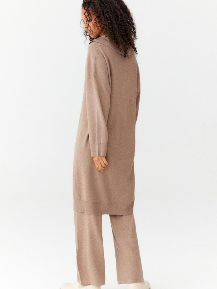 Linda dress Brown - Movesgood