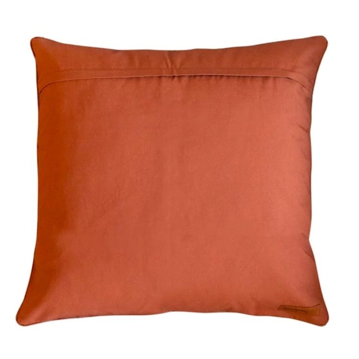 Kuddfodral Golden Folk Cushion - Wandering Folk