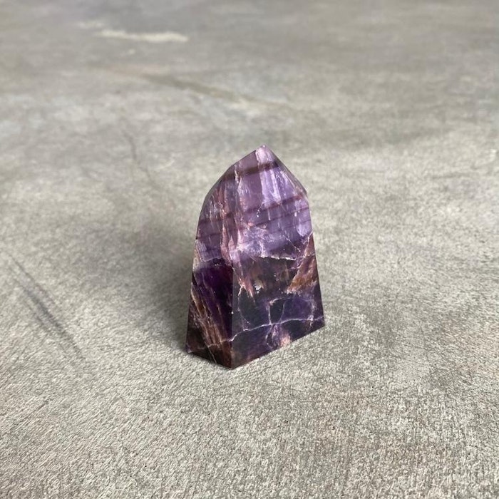 Ametisttorn kristall Medium