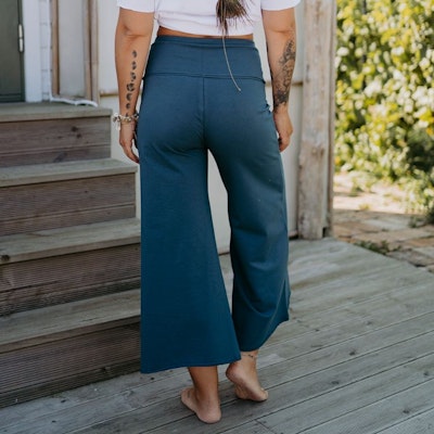 Byxor Wavy cropped Orion blue