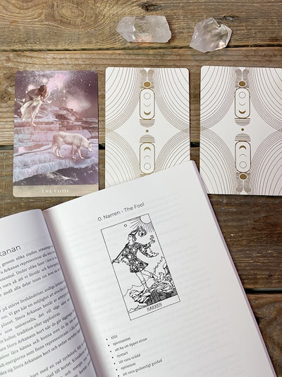 Bok Tarot för andlig utveckling - Josefin Martina Eriksson