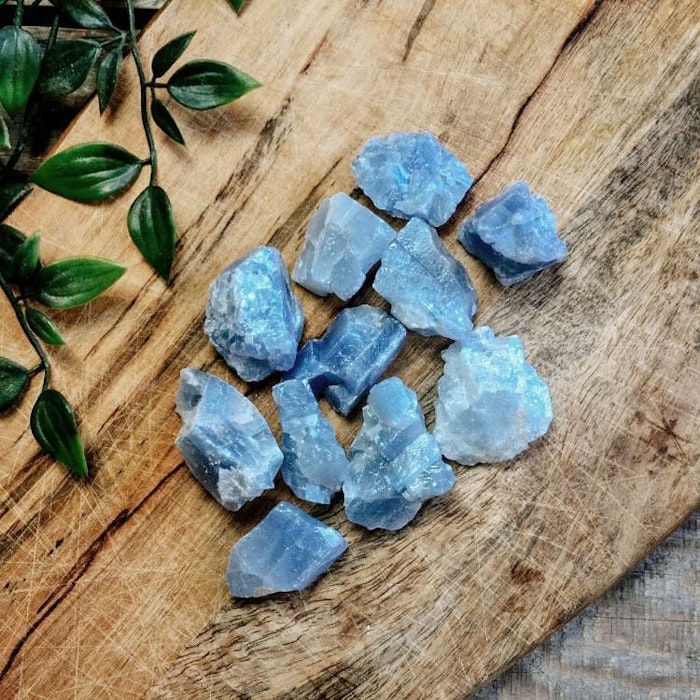Kalcit kristall Blå medium