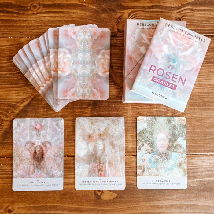 Orakelkort på svenska Rosen Oraklet - Rebecca Campbell