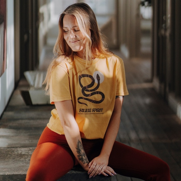 T-shirt Snake Spirit Gold Ochre - Soul Factory