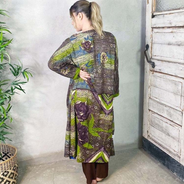 Kimono VÄNDBAR återvunnet silke Nr 31