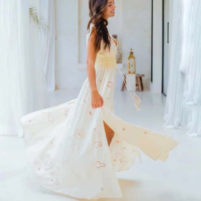 Klänning Angelina Gown Cream - Zaimara
