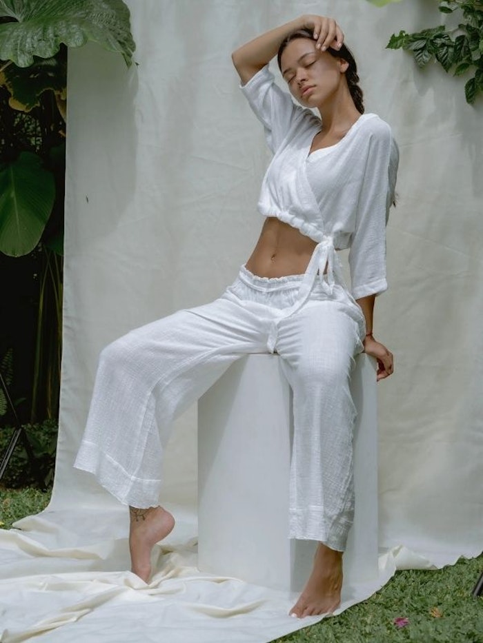 Byxor Flow Kundalini pants Off white - Indigo Luna