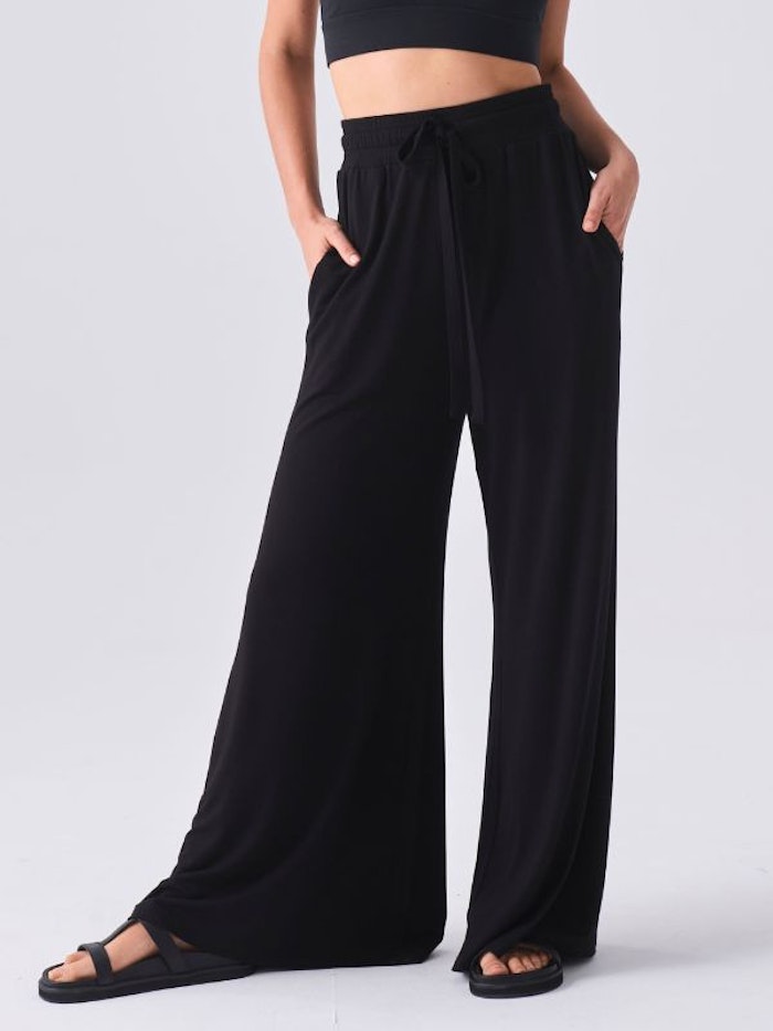 Yogabyxa Wide leg flow  Black - Dharma Bums