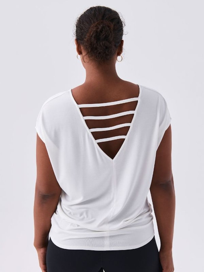 Yogatröja V Back Luxe Layer tee Frost - Dharma Bums