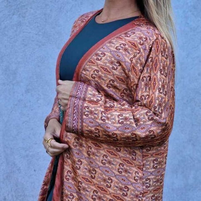 Kimono VÄNDBAR återvunnet silke Nr 89