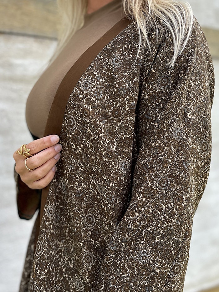 Kimono VÄNDBAR återvunnet silke Nr 103